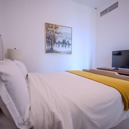 3Br Haven With Burj Views By Magnoliasvhr Lejlighedshotel Dubai Eksteriør billede